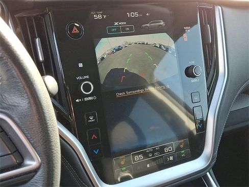 Used 2023 Subaru Outback Premium image 4