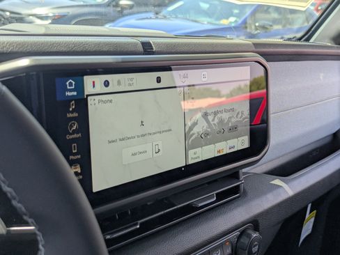 Used 2025 Jeep Gladiator Sport image 19