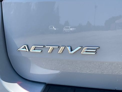 Used 2026 Ford Explorer Active AWD/4WD image 18