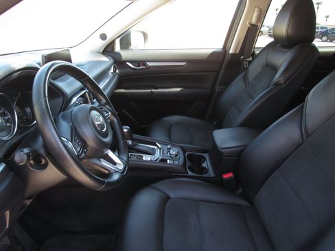Used 2019 MAZDA CX-5 Touring FWD image 16