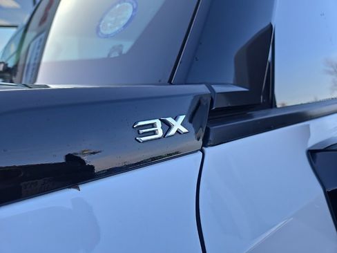 Used 2025 GMC Hummer EV 3X image 19