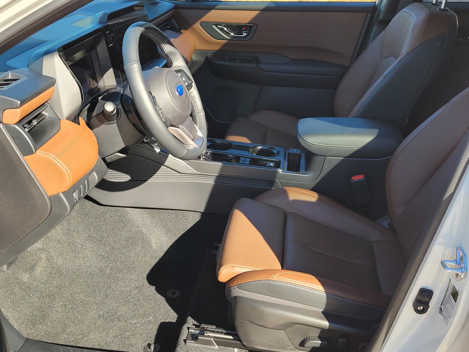 Used 2026 Subaru Outback Touring XT AWD/4WD image 3