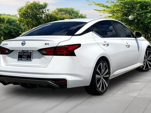 Used 2019 Nissan Altima 2.5 SR FWD image 6