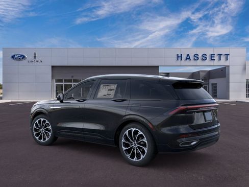 New 2026 Lincoln Nautilus Reserve AWD/4WD image 4