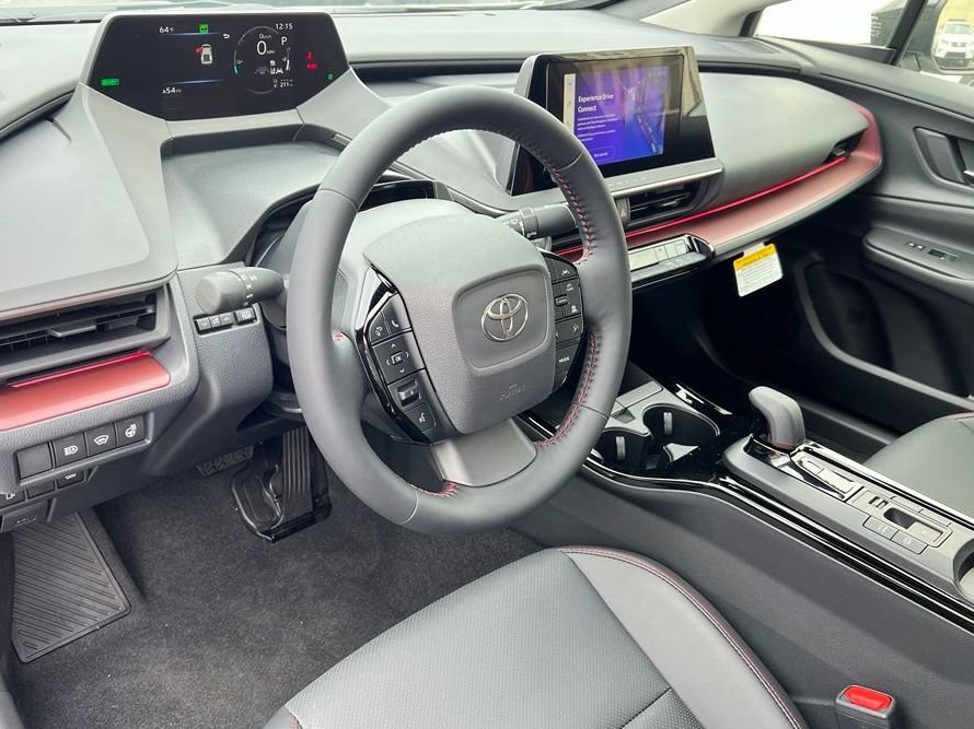 New 2027 Toyota Prius Plug-In Hybrid FWD image 9
