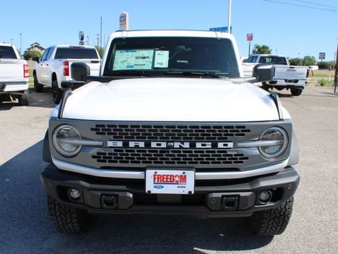 New 2026 Ford Bronco Badlands AWD/4WD image 2