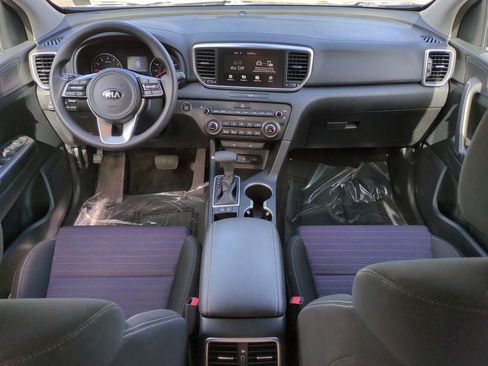 Certified 2022 Kia Sportage LX w/ LX FWD Value Edition Package image 15