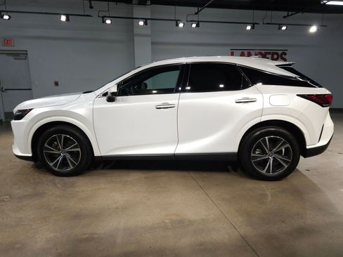 Used 2024 Lexus RX 350 Premium w/ Convenience Package AWD/4WD image 4