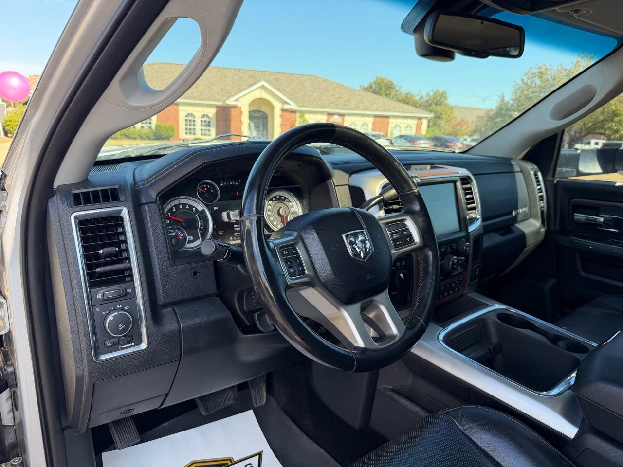 Used 2016 RAM 2500 Laramie AWD/4WD image 18