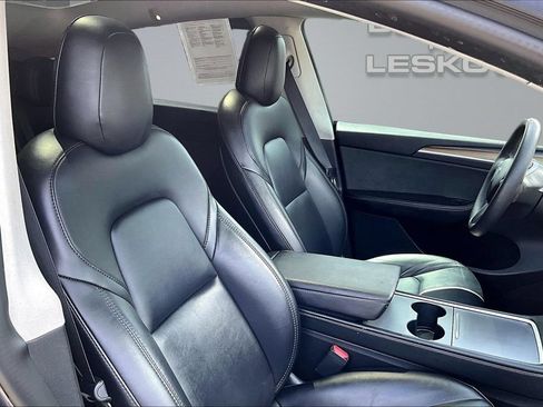 Used 2023 Tesla Model Y Performance AWD/4WD image 7