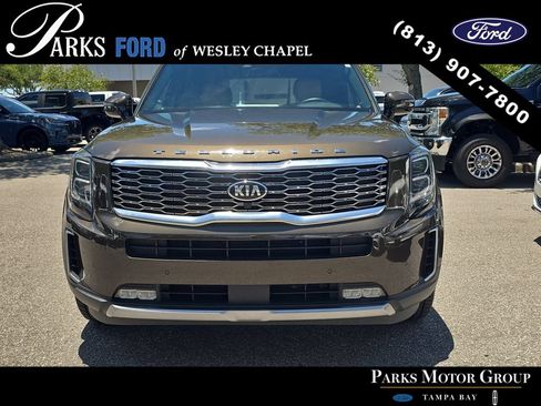 Used 2020 Kia Telluride SX FWD image 3