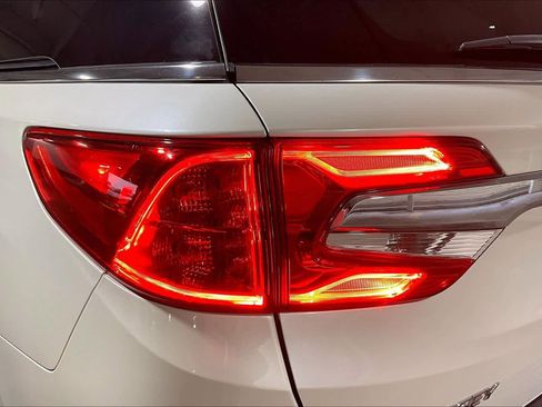Used 2018 Honda Odyssey Touring image 29