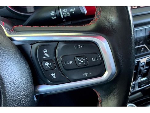 Used 2020 Jeep Gladiator Rubicon AWD/4WD image 19