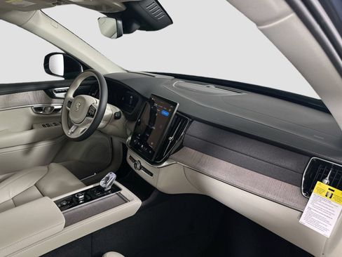 New 2026 Volvo XC90 B6 Ultra w/ Protection Package Premier AWD/4WD image 32