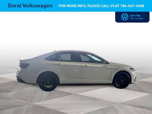 Used 2026 Volkswagen Jetta GLI Autobahn FWD image 9