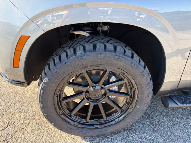 New 2027 Chevrolet Tahoe Z71 w/ Z71 Off-Road Package AWD/4WD image 11