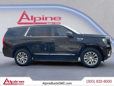 Certified 2024 GMC Yukon SLT w/ SLT Premium Package AWD/4WD image 6
