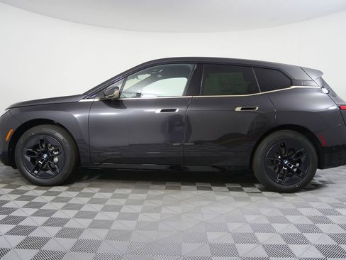 Used 2026 BMW iX xDrive45 image 6