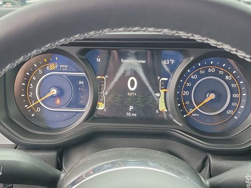 New 2025 Jeep Wrangler Sahara image 7