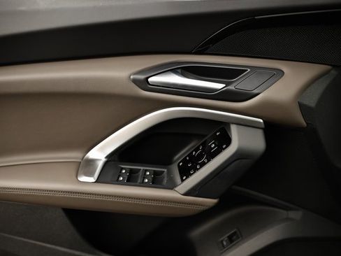 New 2025 Audi Q5 Premium image 18