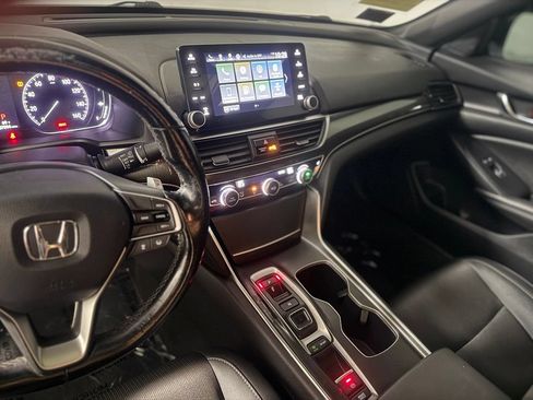 Used 2020 Honda Accord Sport image 17