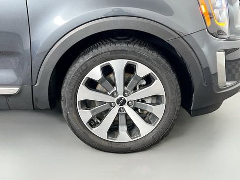 Used 2022 Kia Telluride EX w/ EX Premium Package image 41
