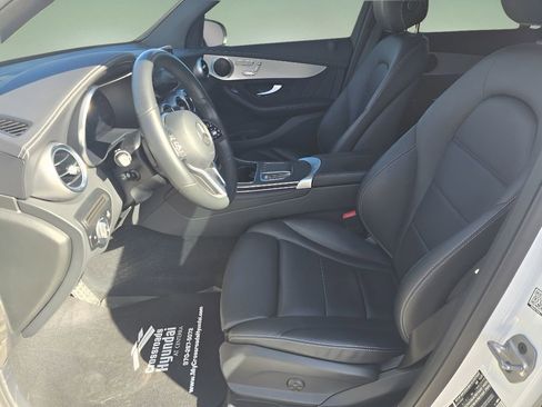 Used 2022 Mercedes-Benz GLC 300 4MATIC Coupe image 12