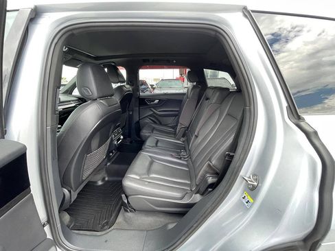Used 2018 Audi Q7 3.0T Prestige AWD/4WD image 14
