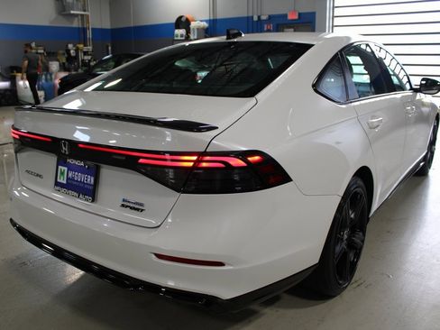 Used 2024 Honda Accord Sport image 42