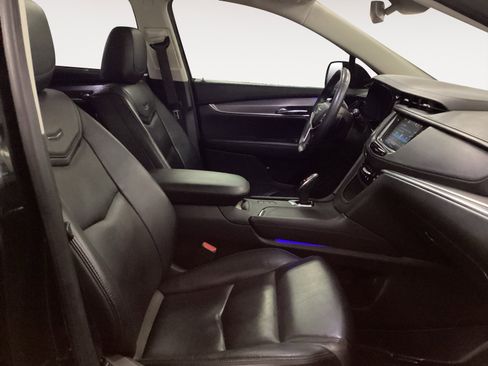 Used 2017 Cadillac XT5 Premium Luxury image 15