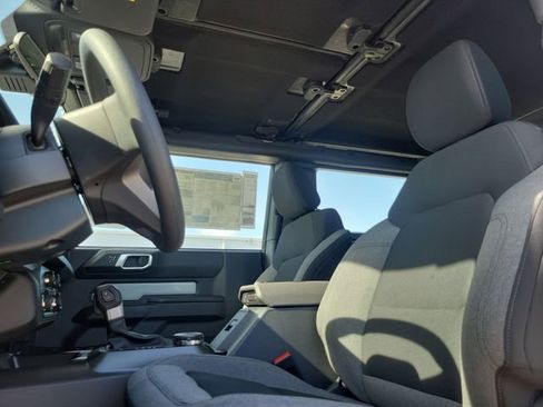 New 2026 Ford Bronco 2-Door AWD/4WD image 15