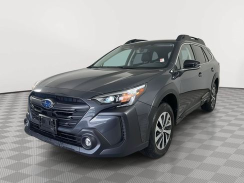 Certified 2024 Subaru Outback Premium AWD/4WD image 3