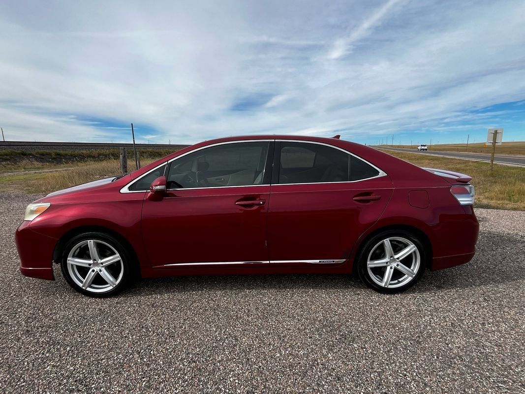 Used 2010 Lexus HS 250h FWD image 2