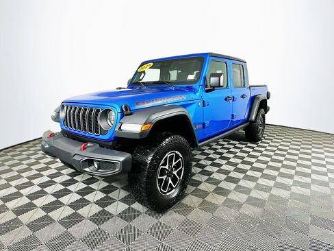 Certified 2025 Jeep Gladiator Rubicon w/ Convenience Group image 6