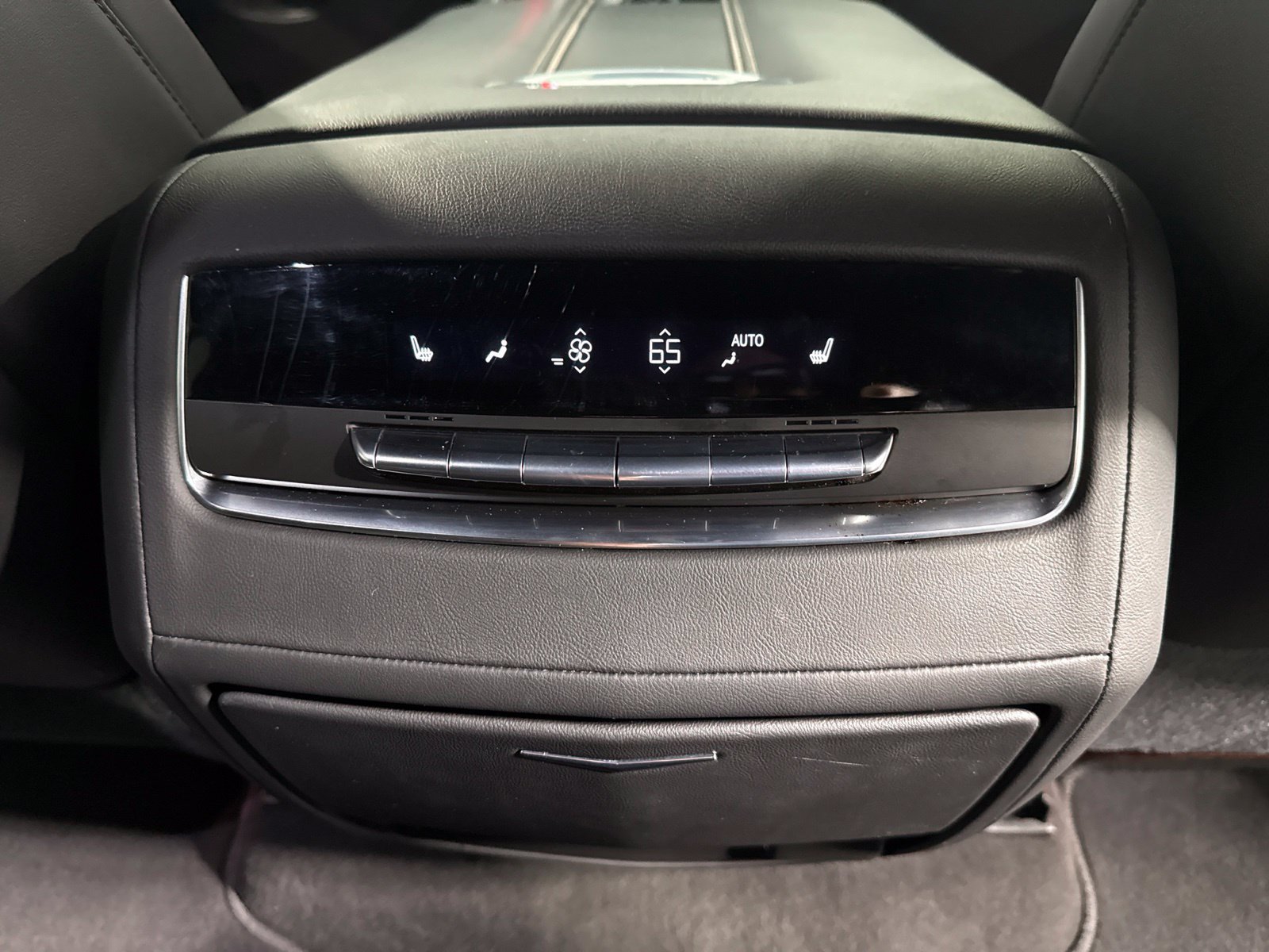 Used 2021 Cadillac Escalade Sport w/ Driver Assist Tech Package AWD/4WD image 19