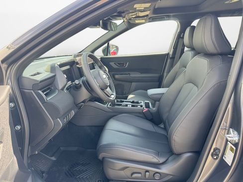 New 2026 Subaru Outback Limited AWD/4WD image 9
