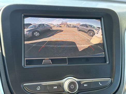 Used 2022 Chevrolet Equinox LT image 13