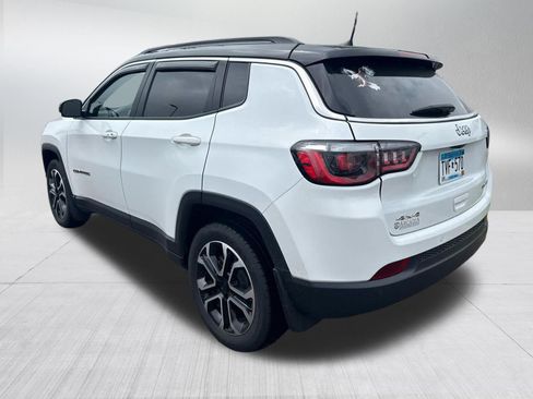 Used 2023 Jeep Compass Limited AWD/4WD image 3