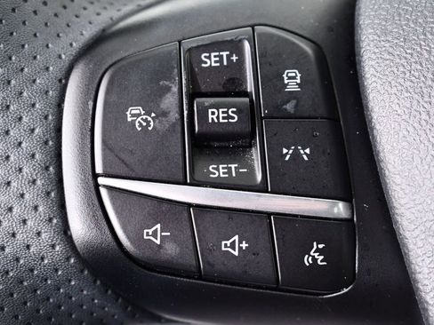 Used 2023 Ford Escape ST-Line w/ Tech Pack #1 AWD/4WD image 31