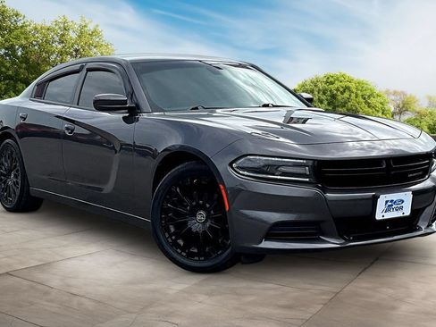 Used 2021 Dodge Charger SXT RWD image 11