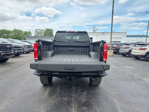 New 2026 Chevrolet Silverado 2500 ZR2 AWD/4WD image 8