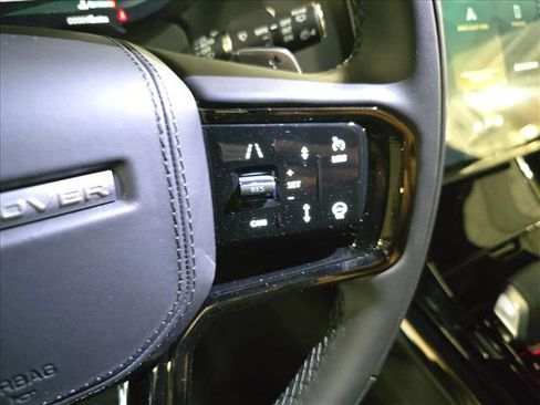 New 2026 Land Rover Range Rover Sport Dynamic SE image 18