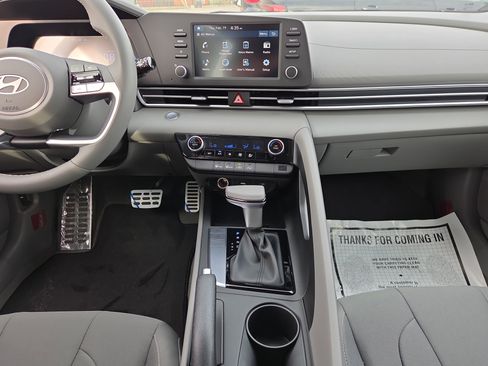 New 2026 Hyundai Elantra Sport image 10