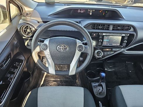 Used 2016 Toyota Prius C Three image 22