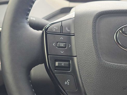Certified 2026 Toyota Prius XLE FWD image 30
