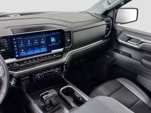 Certified 2025 Chevrolet Silverado 1500 LTZ w/ LTZ Premium Package AWD/4WD image 29