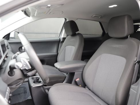 Used 2024 Hyundai Ioniq 5 SEL AWD/4WD image 17