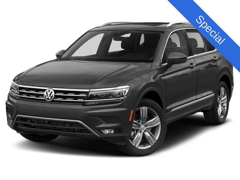 Used 2019 Volkswagen Tiguan SE w/ Panoramic Sunroof Package AWD/4WD image 37