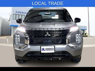Used 2023 Mitsubishi Outlander SE Black Edition video 2