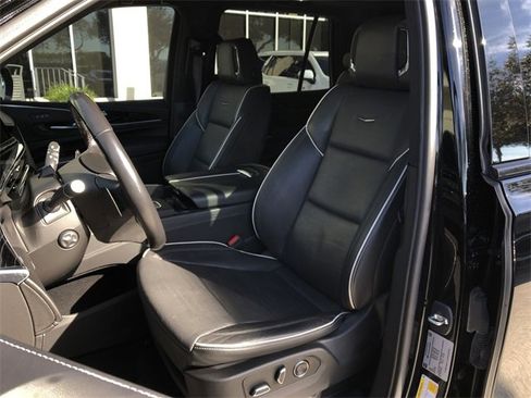 Certified 2023 Cadillac Escalade Sport w/ Touring Package image 19